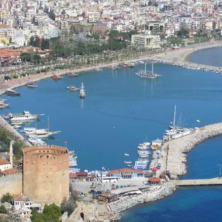 Panoramic With A Pool Tatil Evi